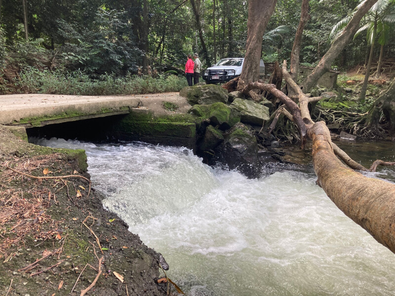 Catchment Solutions identifying fishway remediation sites for fishladders.